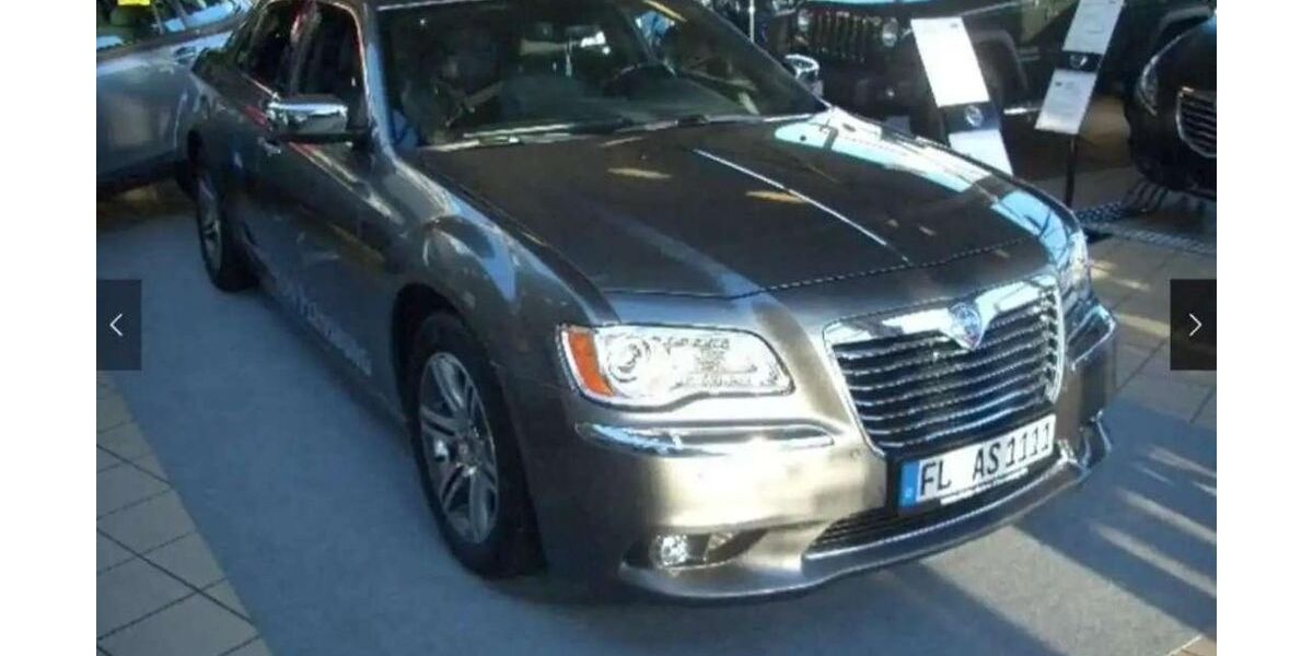 Lancia Thema 14.000 km 29.888 &euro; Flensburg 24941