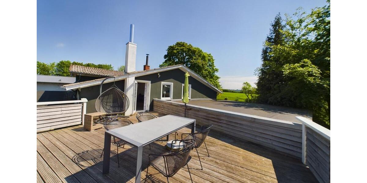 Einfamilienhaus Süderbrarup - 7 Zimmer, 471 m&sup2;, 740.000&euro; | Angebot:24360239