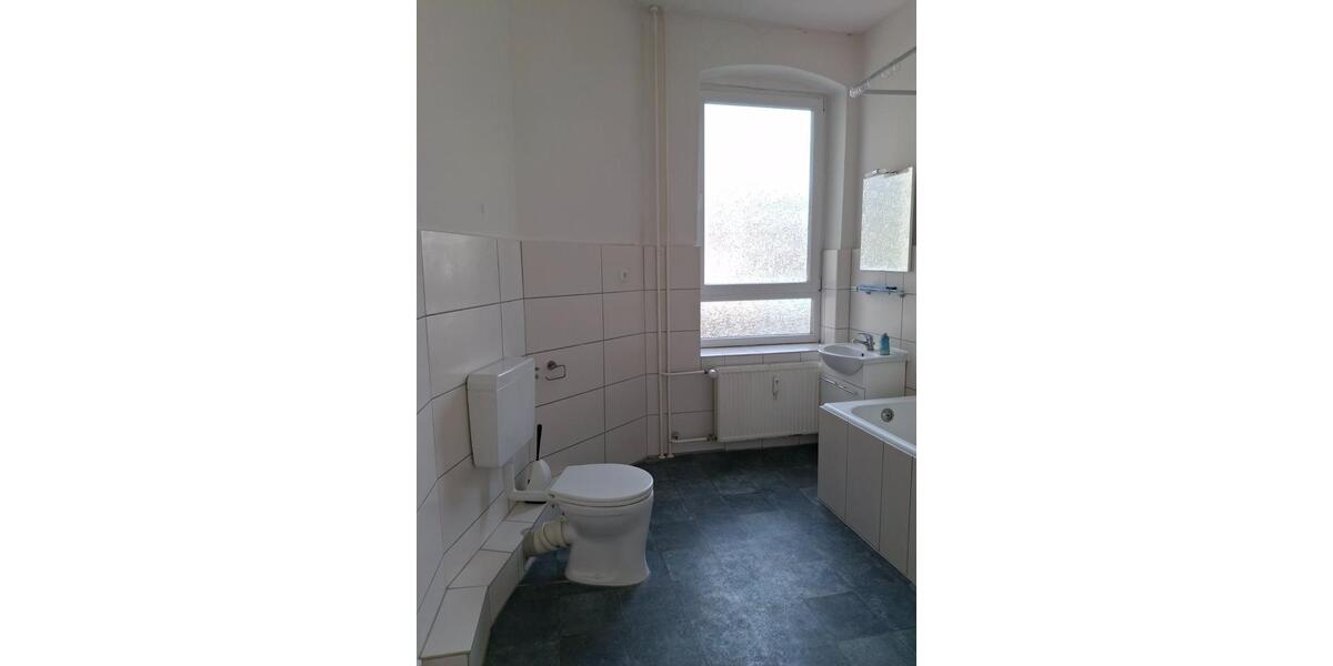 Etagenwohnung Flensburg Altstadt - 4 Zimmer, 115 m&sup2;, 700&euro; | Angebot:25843727