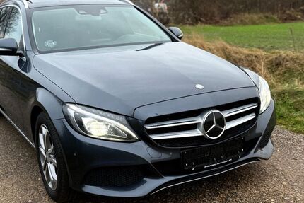 Mercedes-Benz C 220 218.000 km 11.999 &euro; Flensburg 24941