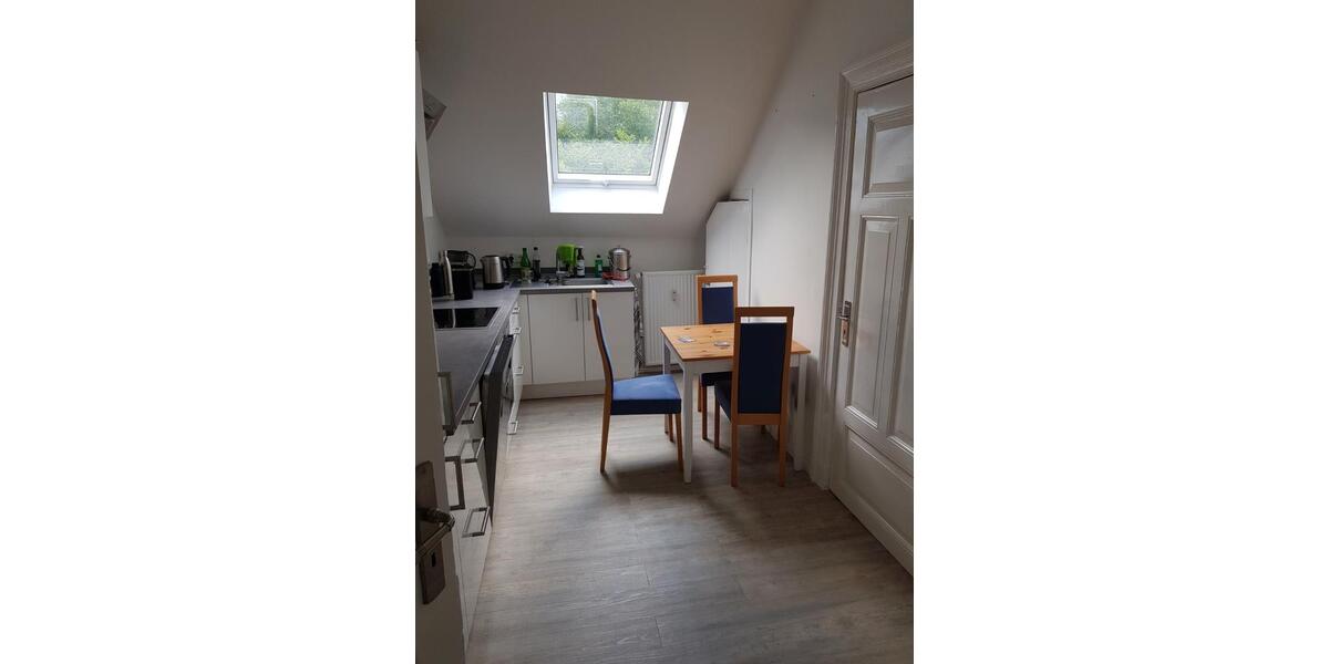 Dachgeschoßwohnung Flensburg - 3 Zimmer, 64 m&sup2;, 630&euro; | Angebot:26647443