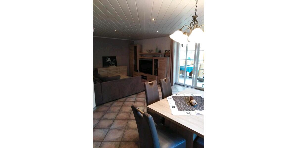 Doppelhaushälfte Ladelund - 4 Zimmer, 160 m&sup2;, 1.380&euro; | Angebot:26633461