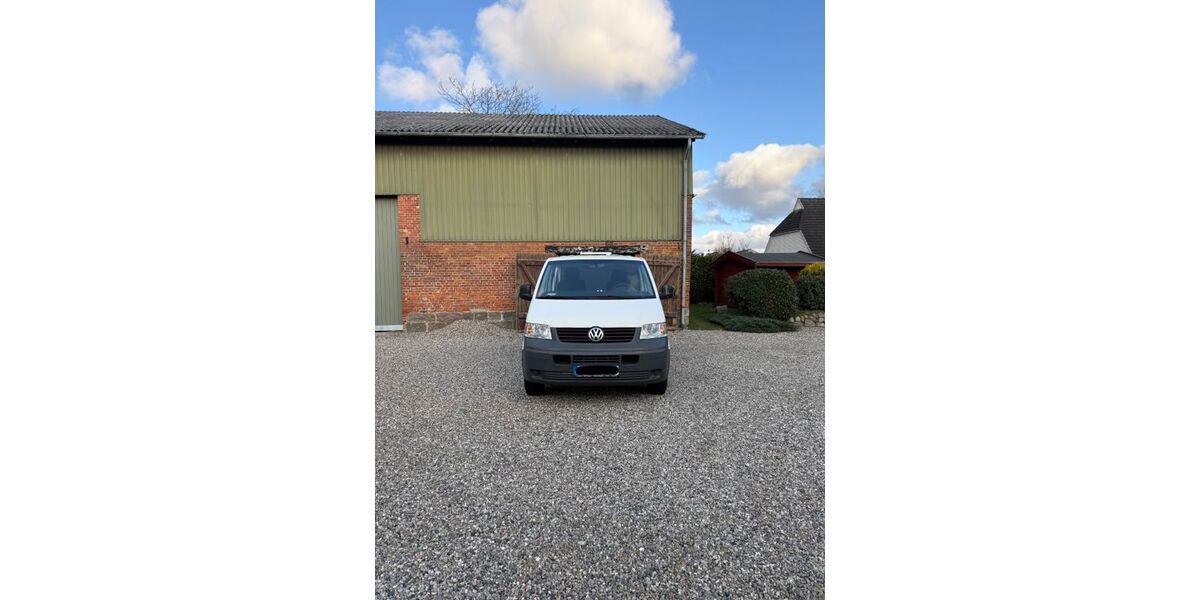 VW T5 Transporter 176.486 km 9.000 &euro; Flensburg 24937