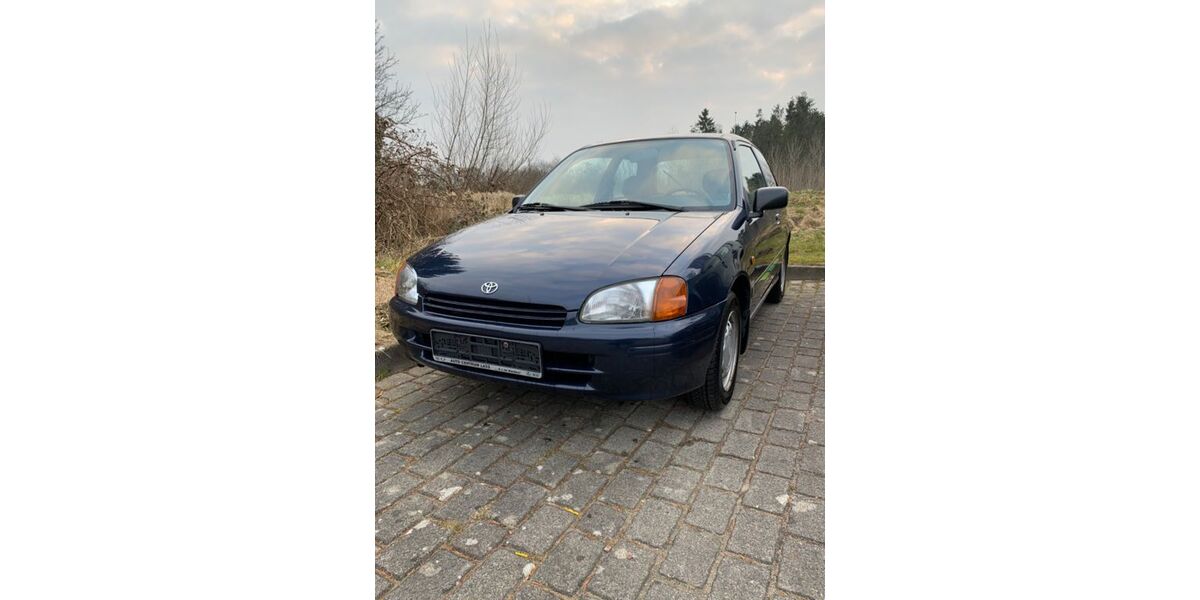 Toyota Starlet 65.400 km 3.700 &euro; Flensburg 24943