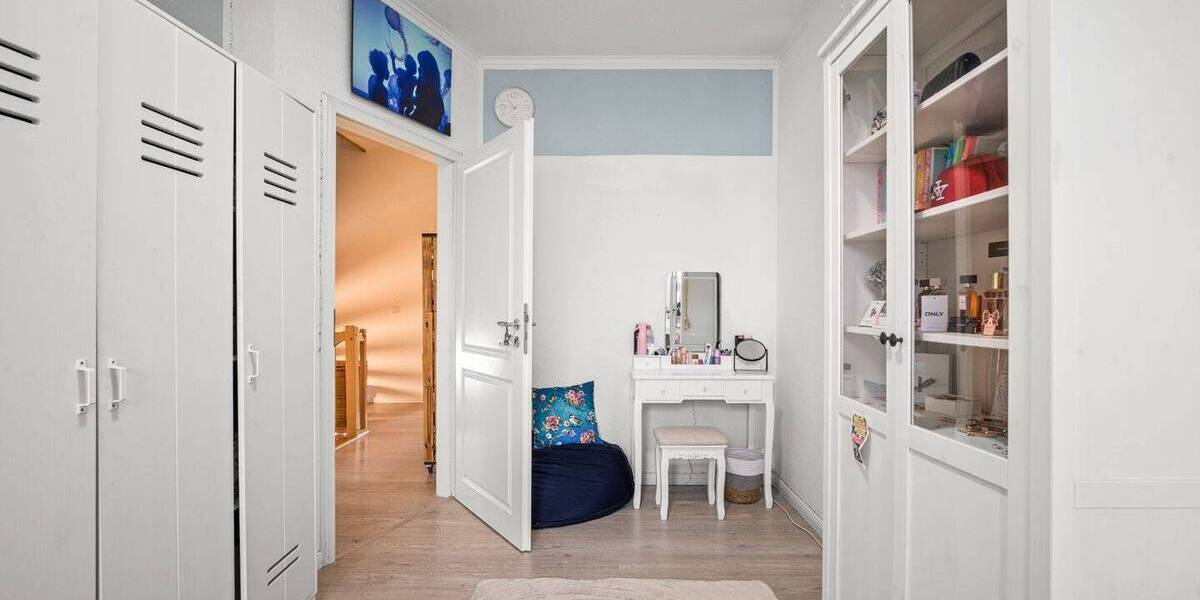 Reihenmittelhaus Flensburg Weiche - 6 Zimmer, 174 m&sup2;, 419.000&euro; | Angebot:25836510