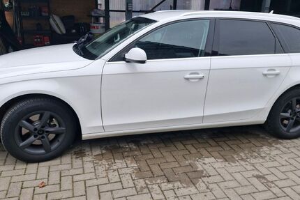 Audi A4 182.000 km 10.000 &euro; Jübek 24855