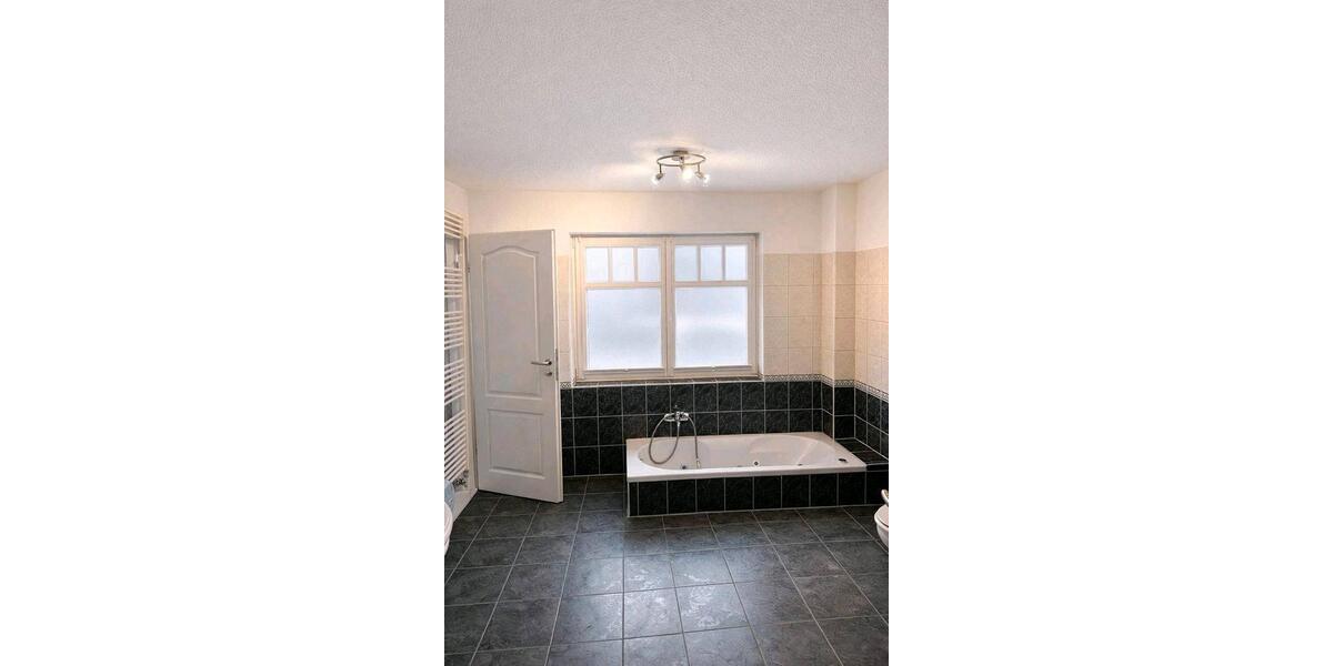 Einfamilienhaus Harrislee - 5 Zimmer, 170 m&sup2;, 1.400&euro; | Angebot:25950827