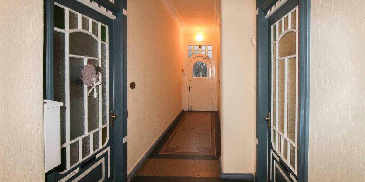 Etagenwohnung Flensburg Westliche Höhe - 4 Zimmer, 134 m&sup2;, 110.000&euro; | Angebot:26596035