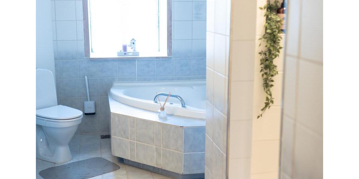 Einfamilienhaus Harrislee - 13 Zimmer, 278 m&sup2;, 249.000&euro; | Angebot:25590230