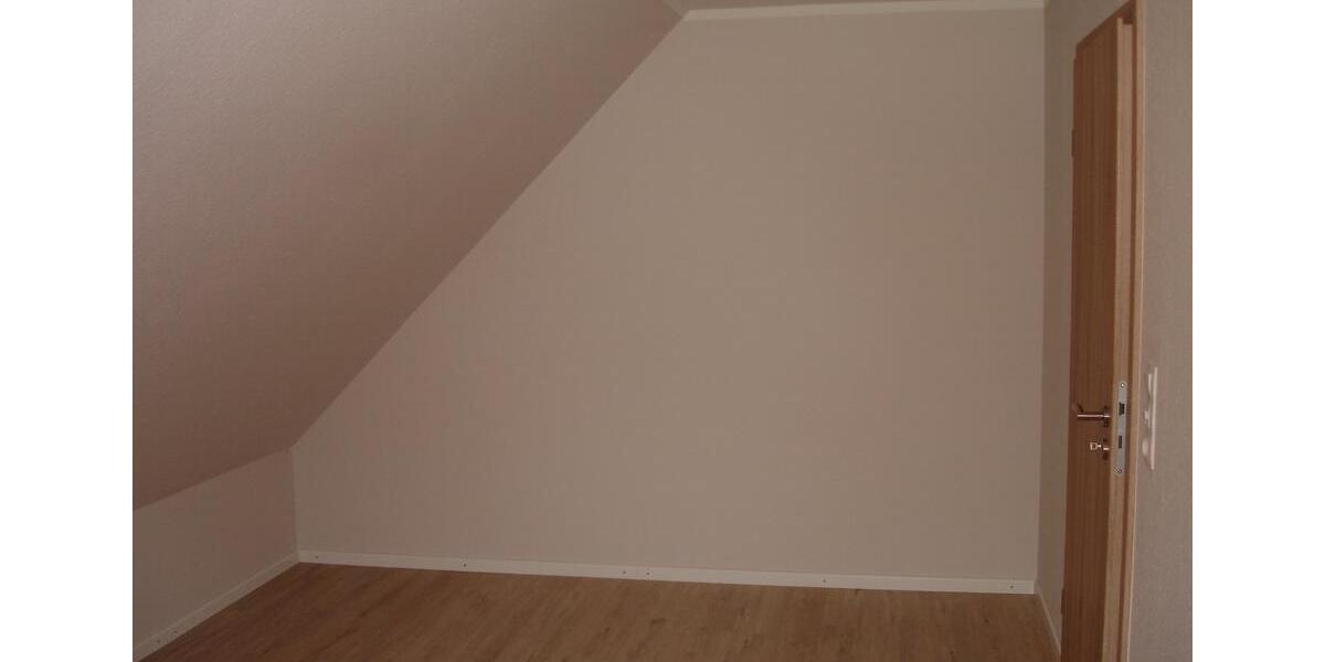 Dachgeschoßwohnung Mittelangeln - 2 Zimmer, 63 m&sup2;, 690&euro; | Angebot:25841537