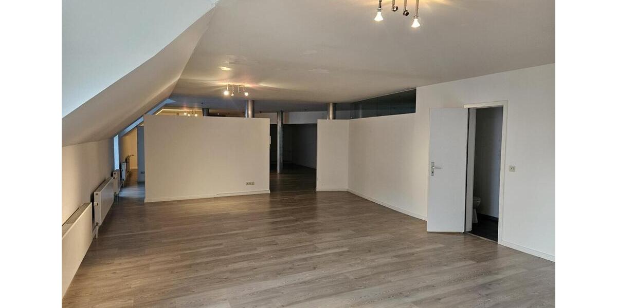 Gewerbeobjekt Flensburg - 3.200&euro; | Angebot:18899136