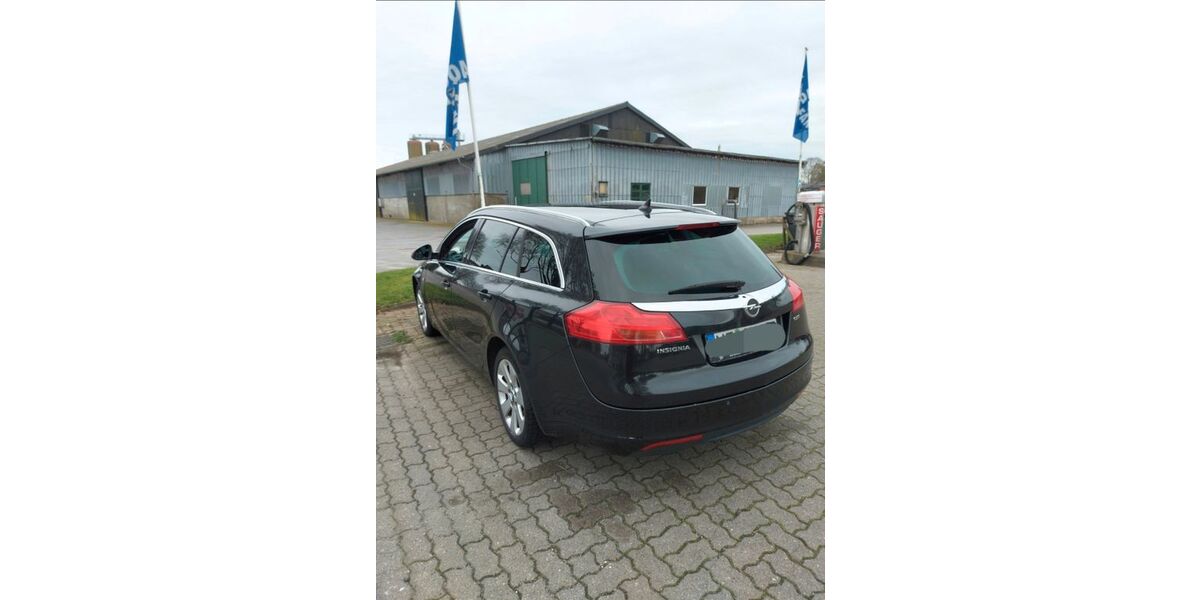 Opel Insignia 295.000 km 4.100 &euro; Leck 25917