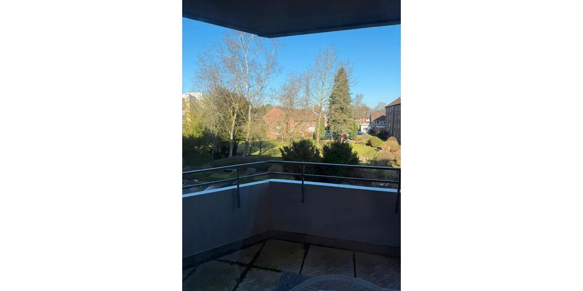 Etagenwohnung Flensburg - 3 Zimmer, 83 m&sup2;, 725&euro; | Angebot:26704875
