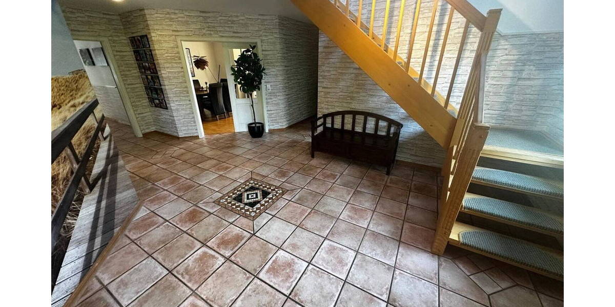 Einfamilienhaus Achtrup - 7 Zimmer, 241 m&sup2;, 499.000&euro; | Angebot:26027048