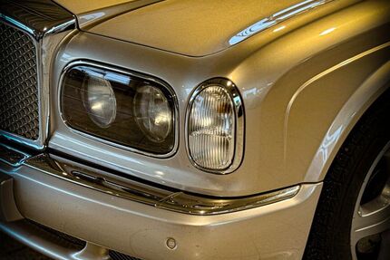 Bentley Arnage 85.000 km 33.900 &euro; Flensburg 24937