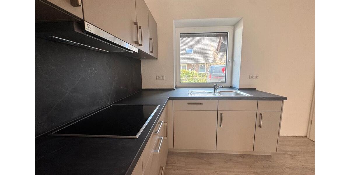 Doppelhaushälfte Tarp - 5 Zimmer, 170 m&sup2;, 1.650&euro; | Angebot:26102234