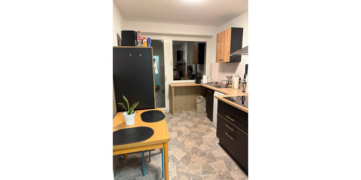 Etagenwohnung Flensburg - 1 Zimmer, 16 m&sup2;, 384&euro; | Angebot:25843711