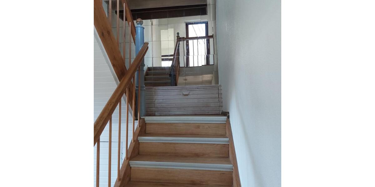 Etagenwohnung Flensburg - 5 Zimmer, 100 m&sup2;, 1.100&euro; | Angebot:25841223