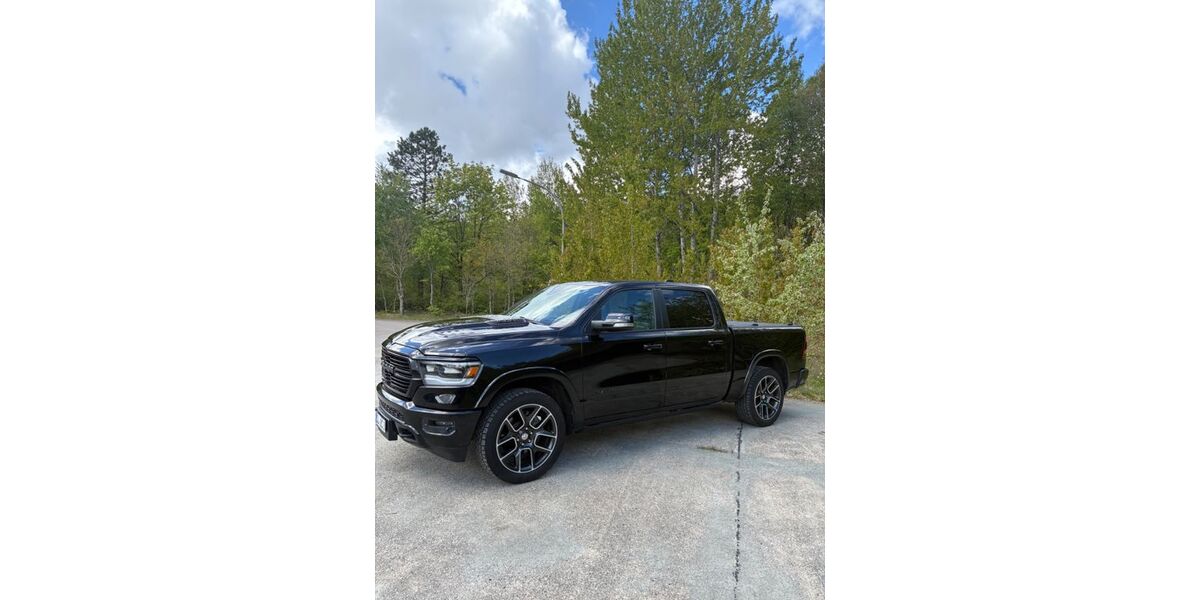 Dodge RAM 87.000 km 47.900 &euro; Wallsbüll 24980