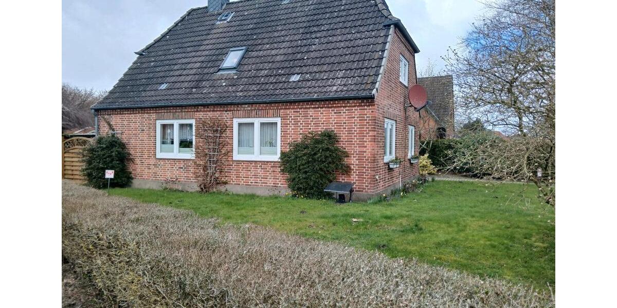 Einfamilienhaus Großenwiehe - 4 Zimmer, 111 m&sup2;, 320.000&euro; | Angebot:25999350