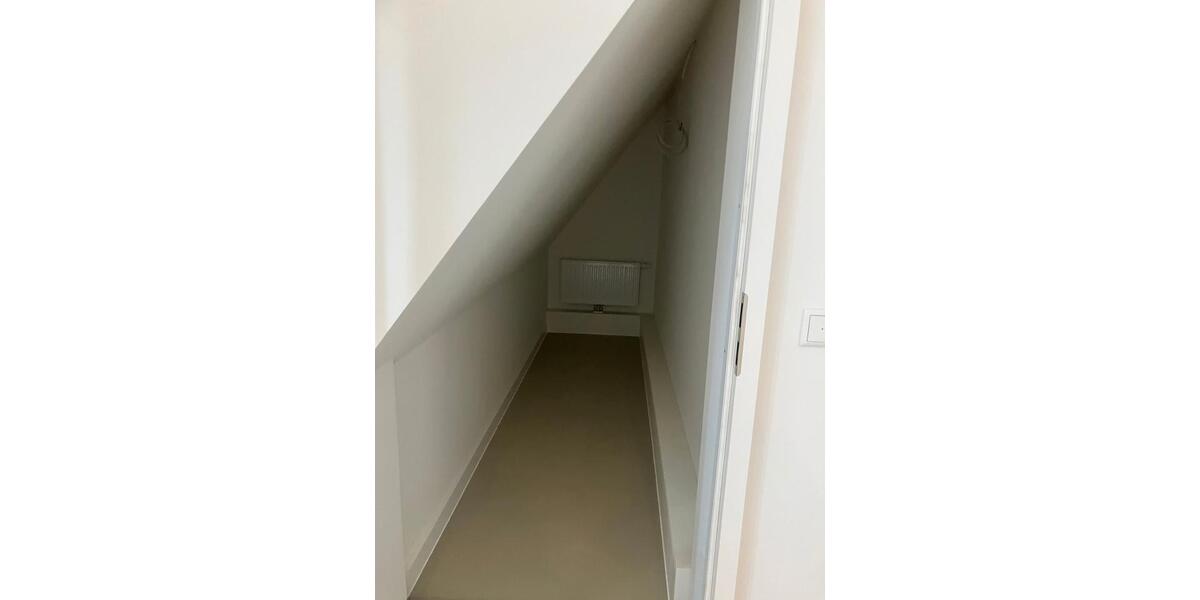 Dachgeschoßwohnung Flensburg Altstadt - 2 Zimmer, 66 m&sup2;, 822&euro; | Angebot:24875927