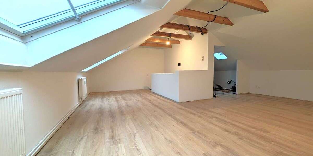 Etagenwohnung Flensburg / Weiche Weiche - 4 Zimmer, 101 m&sup2;, 255.000&euro; | Angebot:24305948