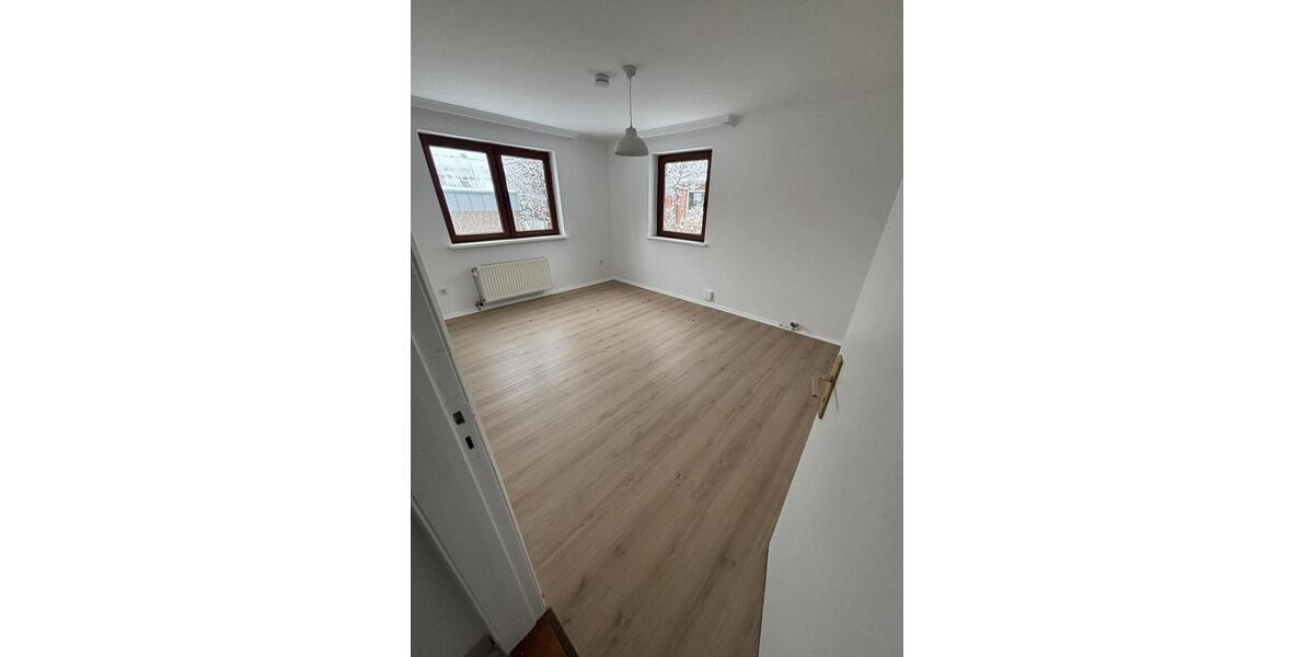 Einfamilienhaus Tastrup - 5 Zimmer, 140 m&sup2;, 1.500&euro; | Angebot:25360665