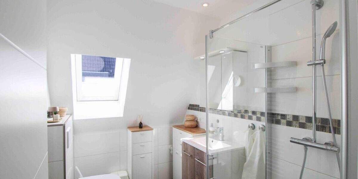 Einfamilienhaus Flensburg Engelsby - 8 Zimmer, 150 m&sup2;, 559.000&euro; | Angebot:25652119