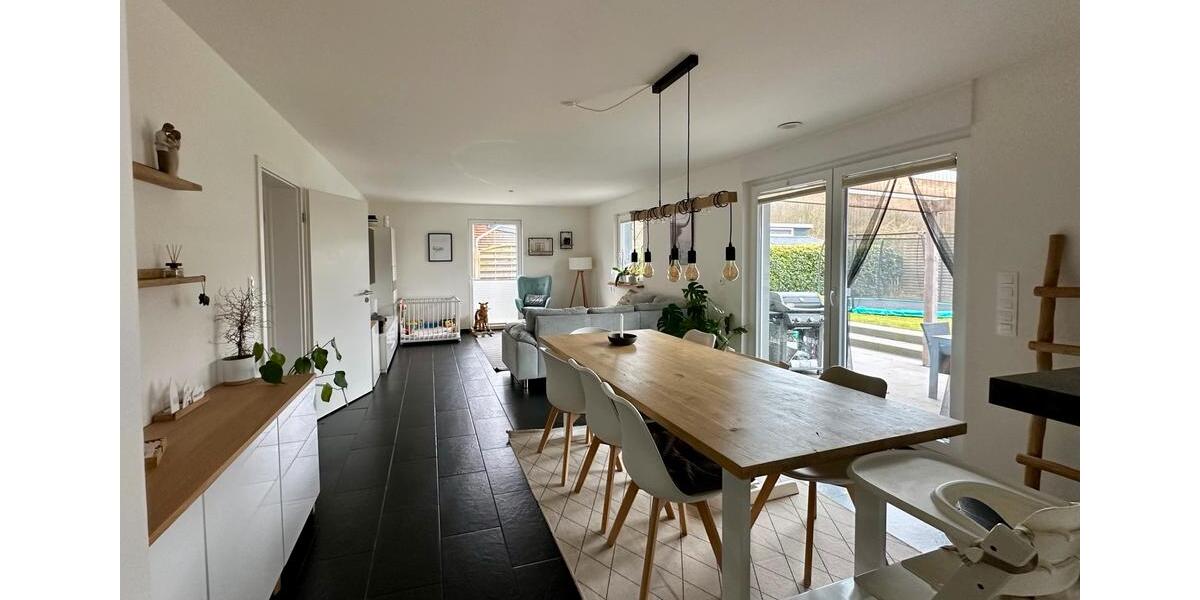 Einfamilienhaus Handewitt - 5 Zimmer, 144 m&sup2;, 1.800&euro; | Angebot:25722052