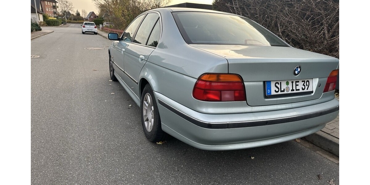 BMW E39 118.000 km 4.999 &euro; Flensburg 24937