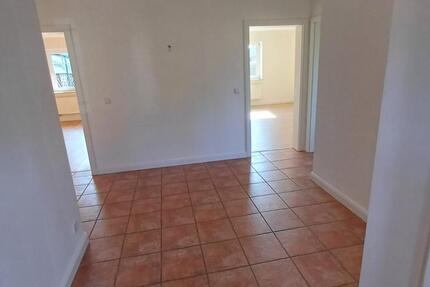 Wohnung Ladelund - 4 Zimmer, 140 m&sup2;, 980&euro; | Angebot:25855397