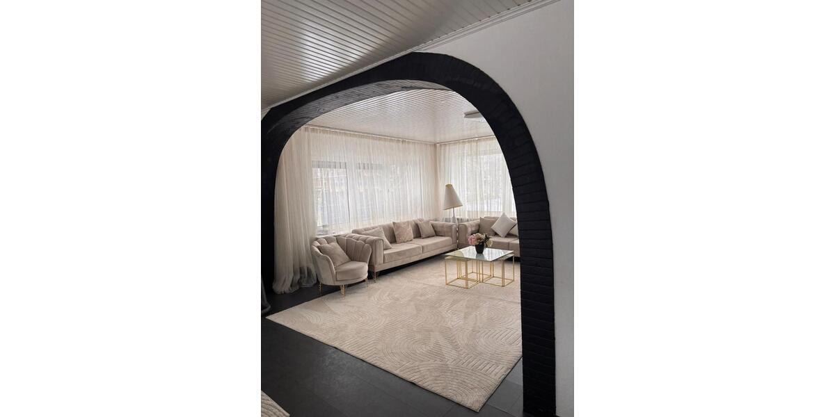 Einfamilienhaus Harrislee - 8 Zimmer, 300 m&sup2;, 850.000&euro; | Angebot:25355035