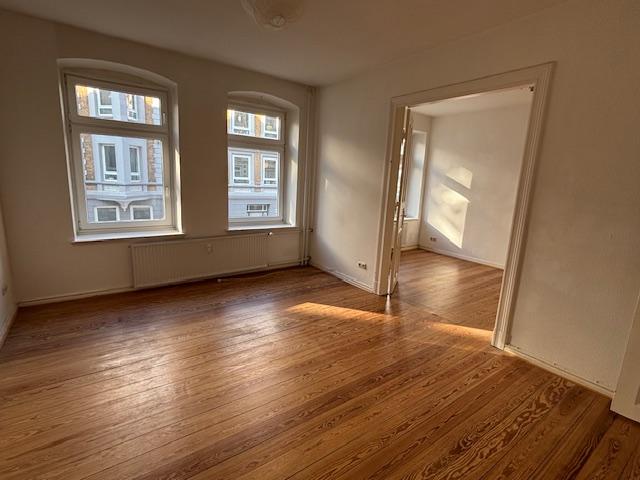 Etagenwohnung Flensburg Altstadt - 3 Zimmer, 74 m&sup2;, 640&euro; | Angebot:23783511