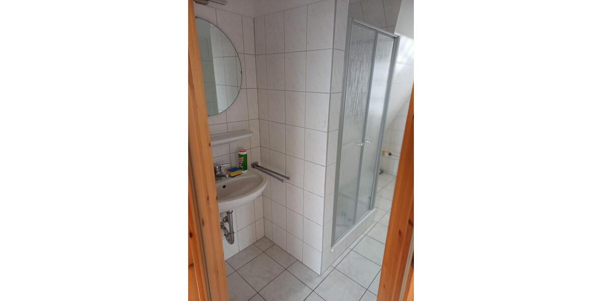 Einfamilienhaus Jübek - 3 Zimmer, 105 m&sup2;, 950&euro; | Angebot:25976843