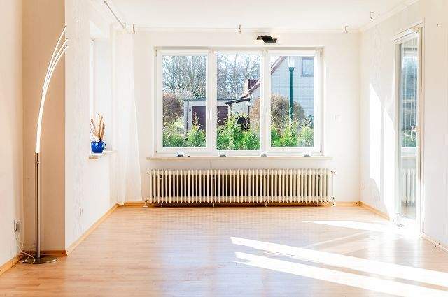 Einfamilienhaus Böklund - 4 Zimmer, 95 m&sup2;, 175.000&euro; | Angebot:25661144