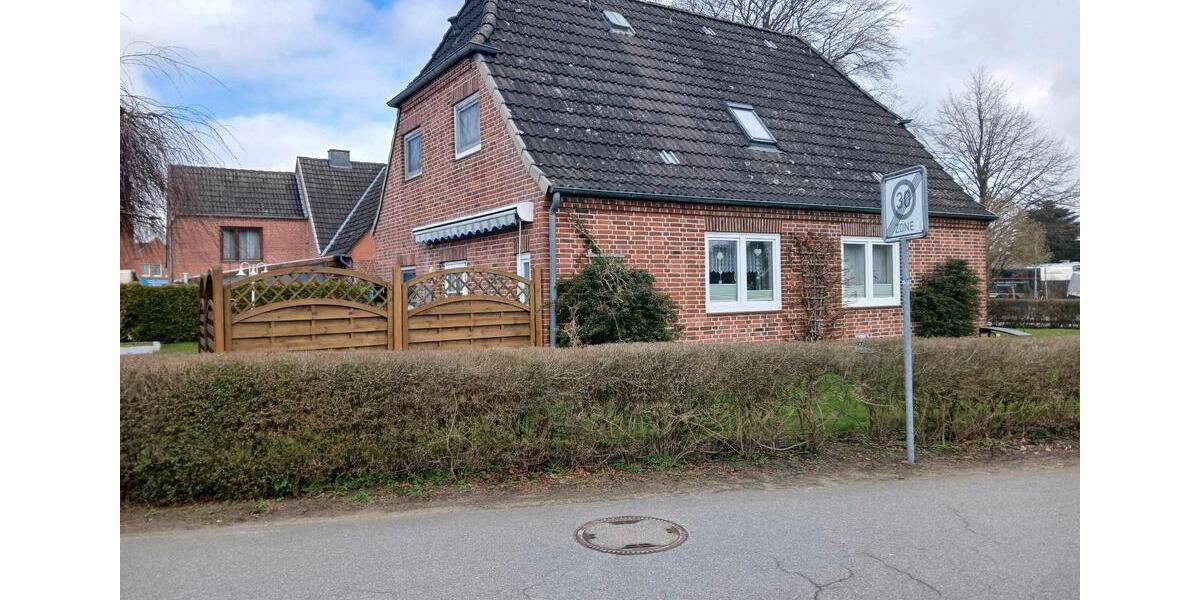 Einfamilienhaus Großenwiehe - 4 Zimmer, 111 m&sup2;, 320.000&euro; | Angebot:25999350