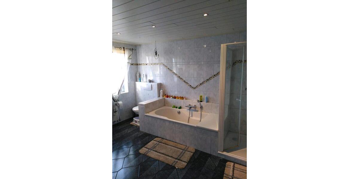 Doppelhaushälfte Ladelund - 4 Zimmer, 160 m&sup2;, 1.380&euro; | Angebot:26633461