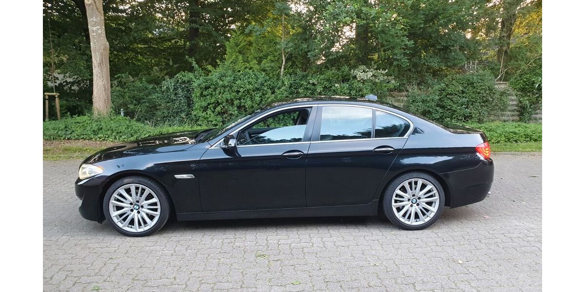 BMW 520 292.400 km 11.900 &euro; Flensburg 24941