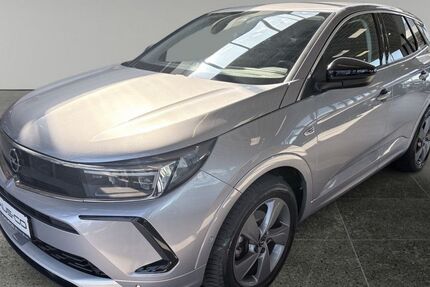 Opel Grandland (X) 96.441 km 16.990 &euro; Flensburg 24941