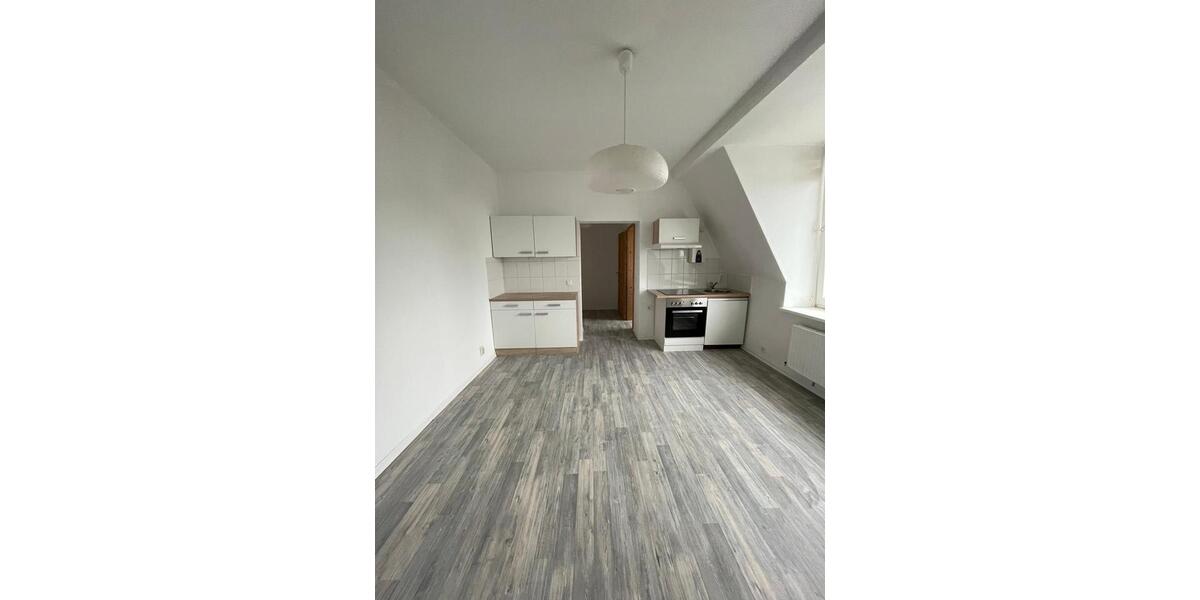 Dachgeschoßwohnung Flensburg Altstadt - 3 Zimmer, 89 m&sup2;, 756&euro; | Angebot:26000266