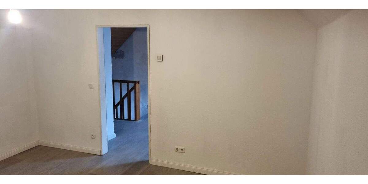 Mehrfamilienhaus, Wohnhaus Leck - 7 Zimmer, 170 m&sup2;, 370.000&euro; | Angebot:25724256