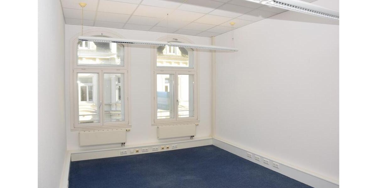 Gewerbeobjekt Flensburg - 1.200&euro; | Angebot:24596328