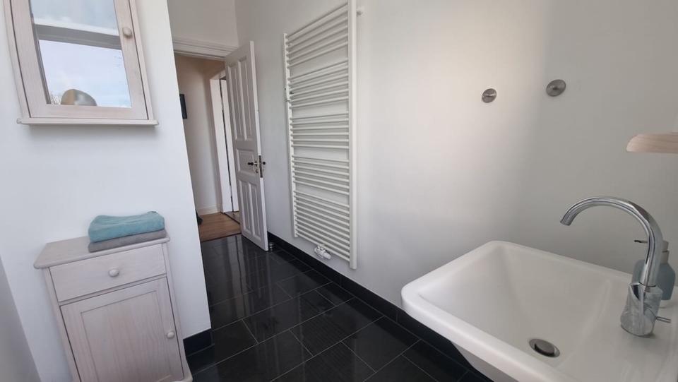 Etagenwohnung Flensburg Altstadt - 4 Zimmer, 101 m&sup2;, 310.000&euro; | Angebot:25333371