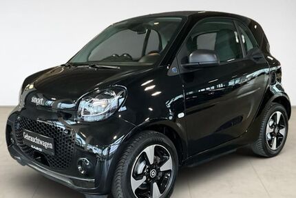 Smart ForTwo 67.400 km 8.660 &euro; Flensburg 24941