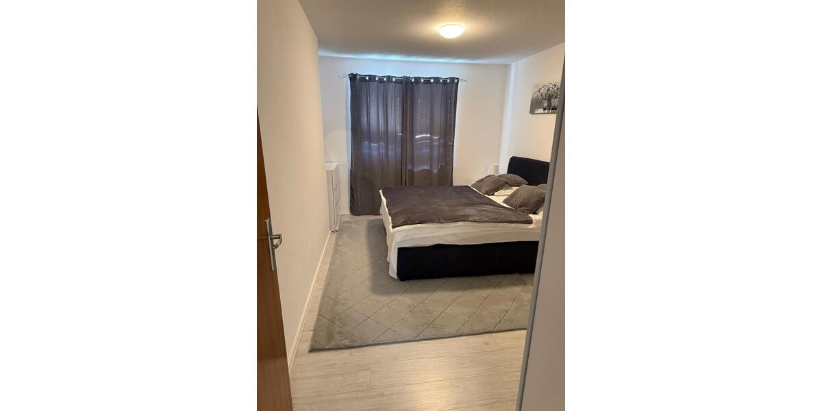 Etagenwohnung Flensburg - 3 Zimmer, 81 m&sup2;, 725&euro; | Angebot:25904484