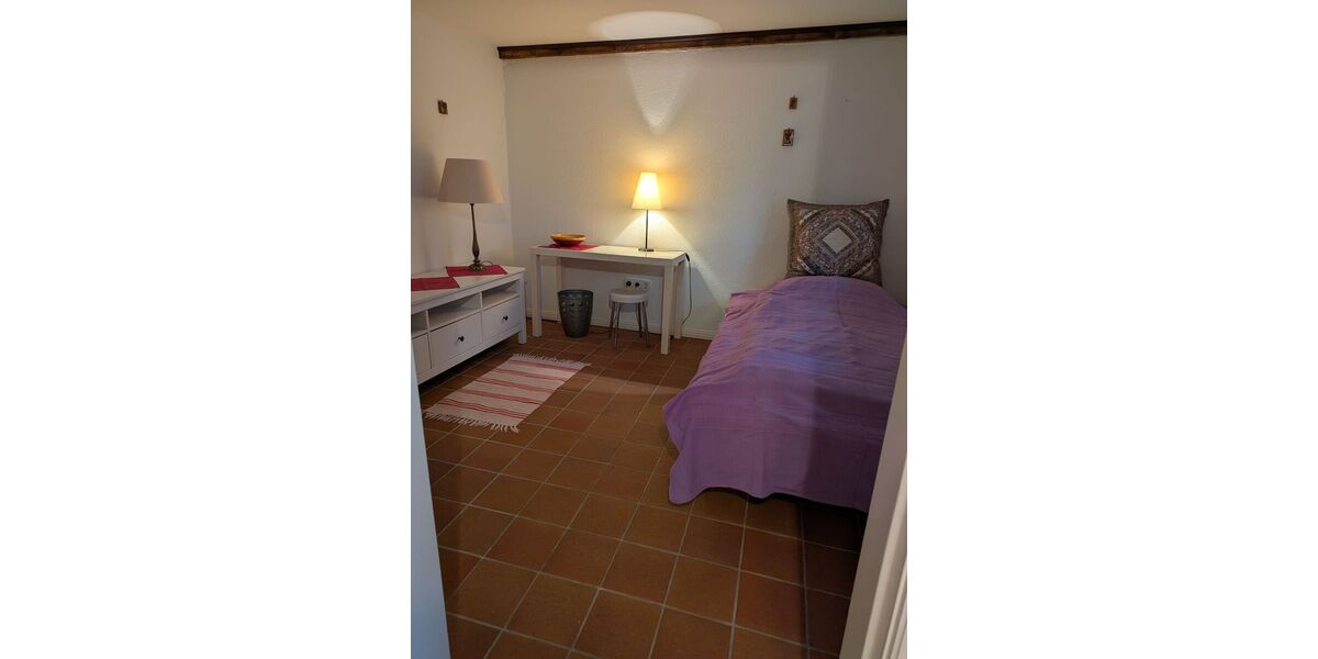 Traumhaftes Reetdach-Ein-Zweifamilienhaus mit parkähnlichem Garten in Angeln - Zweifamilienhaus Scheggerott | Angebot:26565370