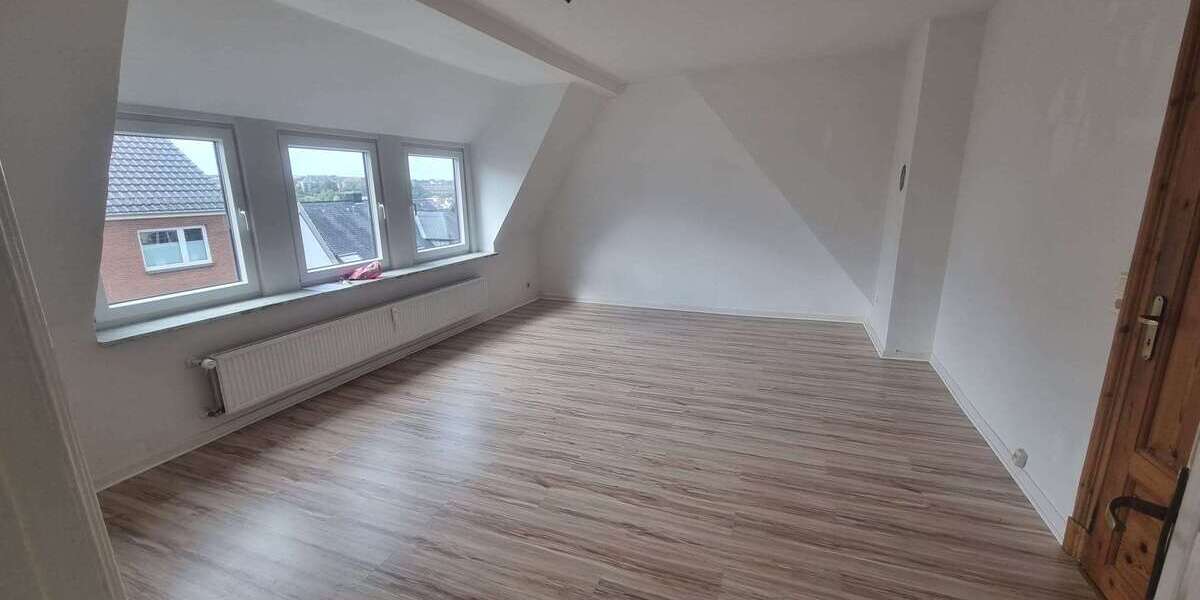 Etagenwohnung Flensburg Jürgensby - 3 Zimmer, 66 m&sup2;, 663&euro; | Angebot:25871670