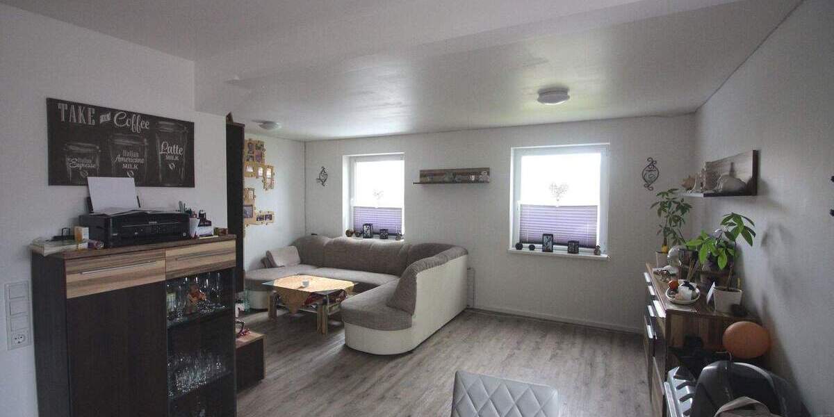 Mehrfamilienhaus, Wohnhaus Schafflund - 6 Zimmer, 177 m&sup2;, 405.000&euro; | Angebot:25706541