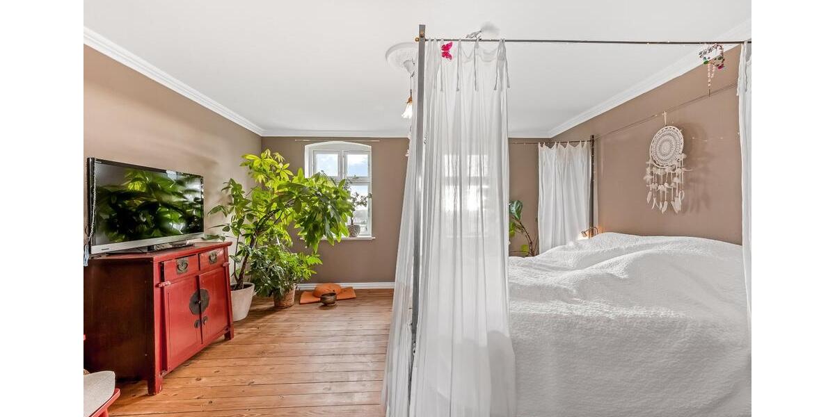 Einfamilienhaus Flensburg Altstadt - 8 Zimmer, 211 m&sup2;, 227.000&euro; | Angebot:26224395