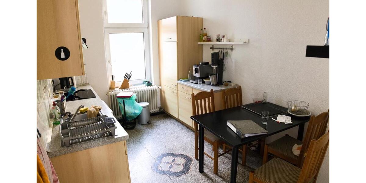 Etagenwohnung Flensburg Altstadt - 5 Zimmer, 136 m&sup2;, 978&euro; | Angebot:25858483